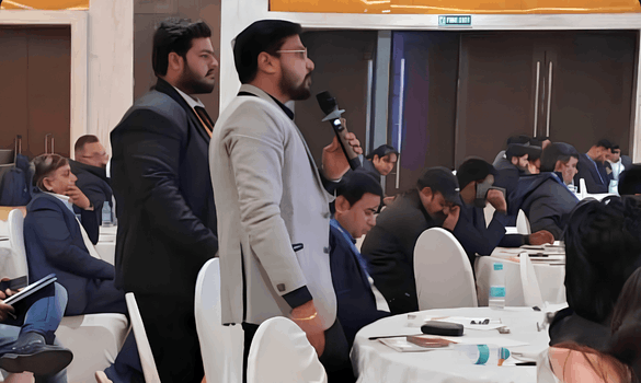 Mohit on the mic — live framework breakdown.
